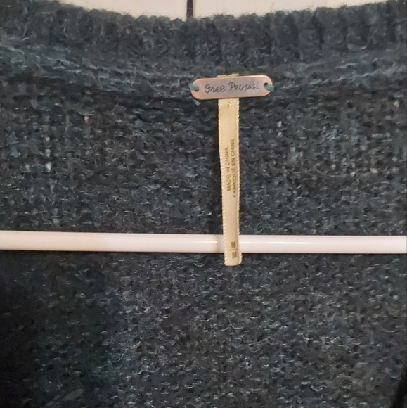 UO FREE PEOPLE NWOT KARINA sweater - Picture 7 of 7
